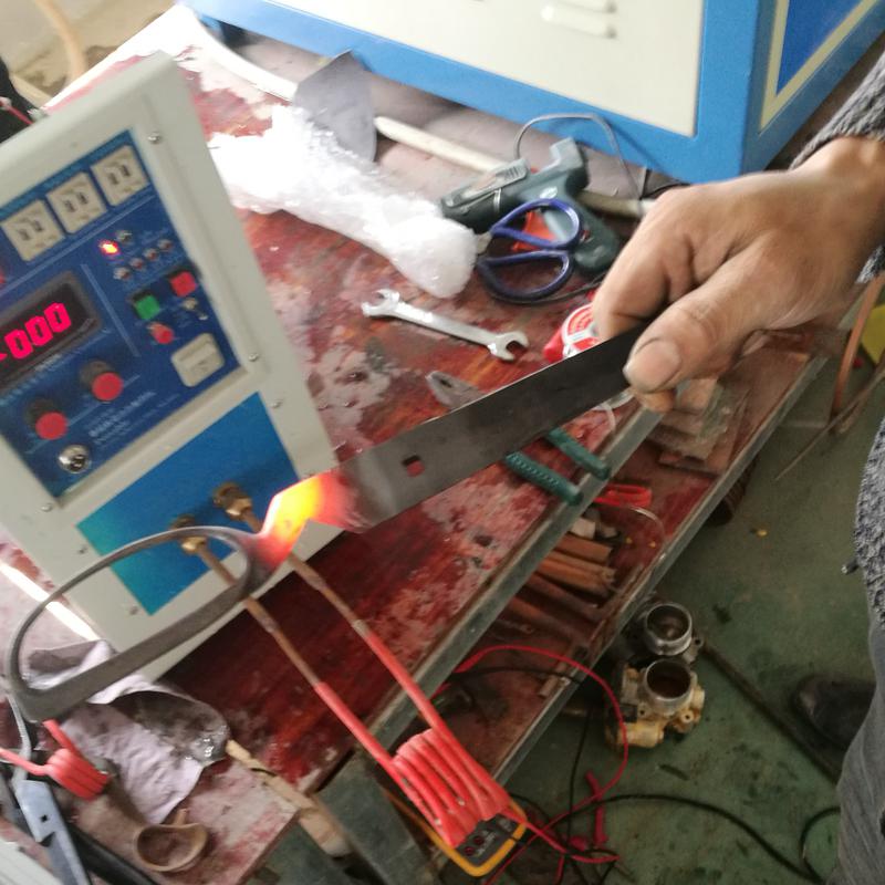 RAG-25KW高頻蜜桃视频网站WWW機剪刀淬火 RAG-25KW高頻蜜桃视频网站WWW機剪刀淬火